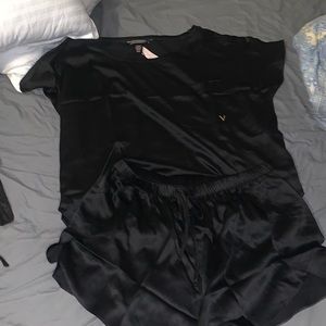 Victoria secret black sleep set women’s size S
